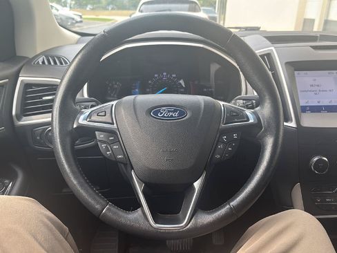 Used 2020 Ford Edge SEL w/ Cold Weather Package AWD/4WD image 5