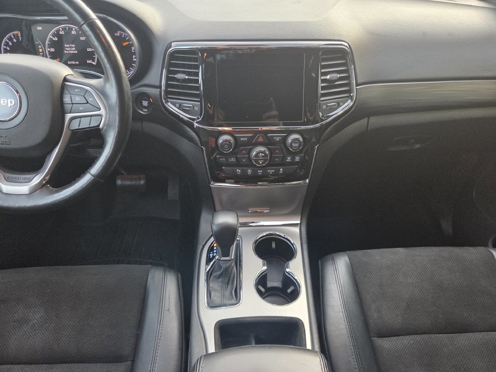 Used 2021 Jeep Grand Cherokee Laredo X AWD/4WD image 19