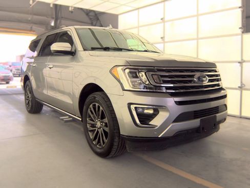 Used 2020 Ford Expedition Max Limited RWD image 2
