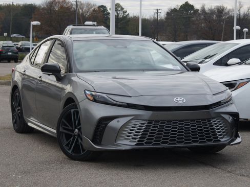 Used 2026 Toyota Camry XSE w/ Premium Package FWD image 29
