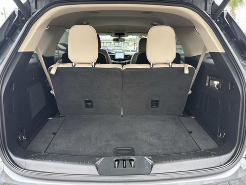 Used 2022 Ford Explorer Limited w/ Equipment Group 301A image 8