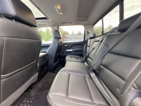 Used 2018 Chevrolet Silverado 3500 LTZ image 27