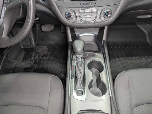 Certified 2022 Chevrolet Malibu LT FWD image 19
