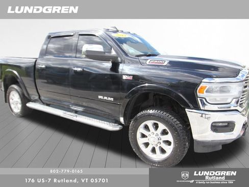 Used 2019 RAM 2500 Laramie AWD/4WD image 2