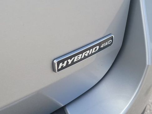 Used 2022 Ford Explorer Limited w/ Hybrid Equipment Group 310A AWD/4WD image 10