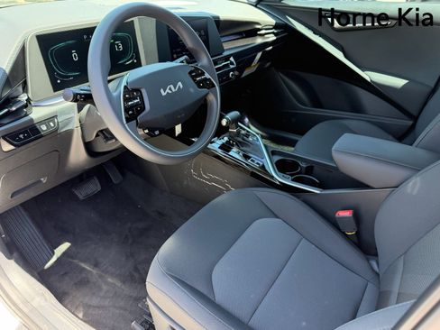 New 2026 Kia Niro LX FWD image 14