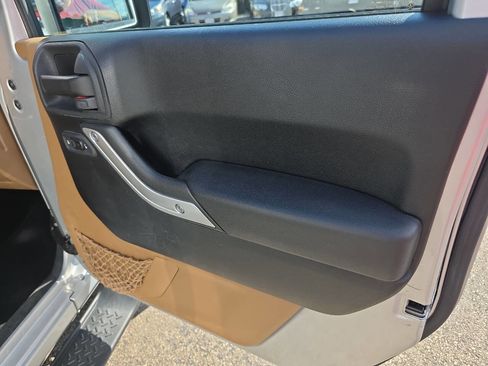 Used 2012 Jeep Wrangler Unlimited Sahara w/ Dual Top Group image 22