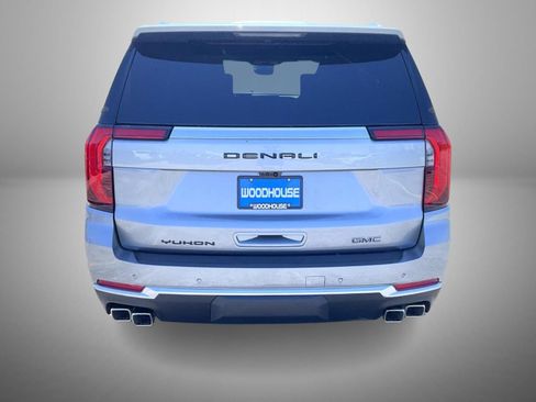 New 2026 GMC Yukon Denali w/ Denali Reserve Package AWD/4WD image 6