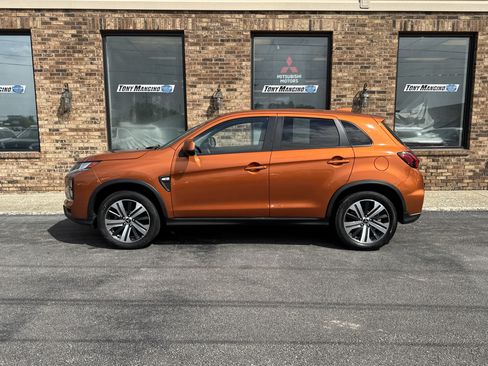 Used 2022 Mitsubishi Outlander Sport ES AWD/4WD image 2