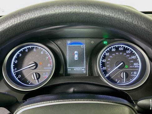 Used 2023 Toyota Camry LE image 19