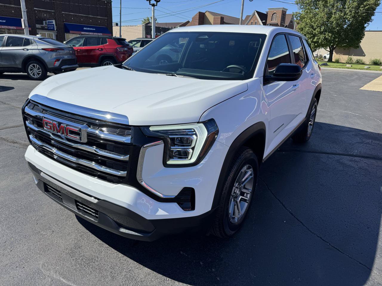 Used 2026 GMC Terrain Elevation AWD/4WD image 1
