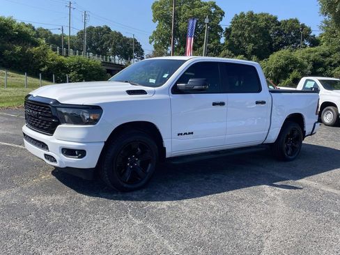 Used 2023 RAM 1500 Big Horn AWD/4WD image 3