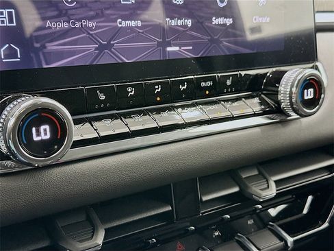 New 2026 GMC Canyon Elevation w/ Convenience Package image 16