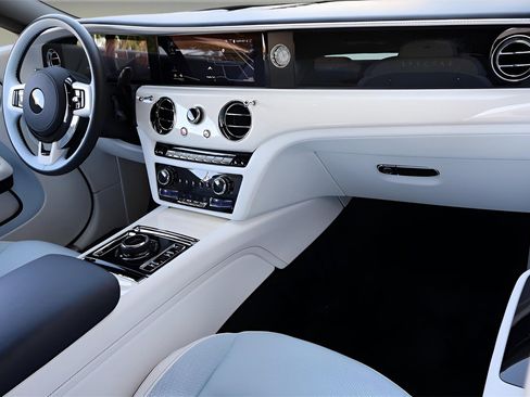New 2025 Rolls-Royce Spectre w/ Spectre Launch Package image 23