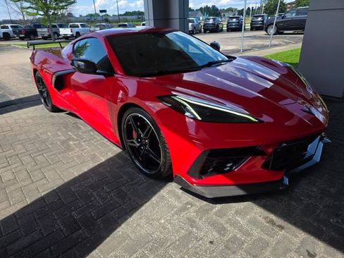 Used 2020 Chevrolet Corvette Stingray Premium Cpe w/ 3LT Preferred Equipment Group RWD image 5