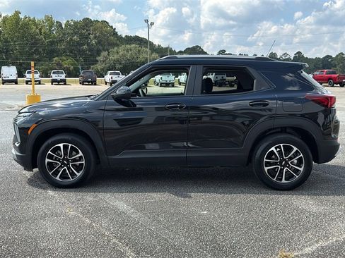 Used 2025 Chevrolet TrailBlazer LT image 5