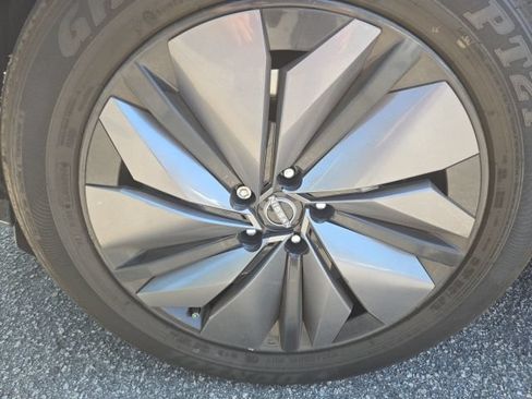 Certified 2024 Nissan Ariya AWD image 9