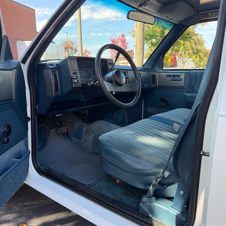 Used 1991 Chevrolet S10 Pickup 2WD Regular Cab image 13