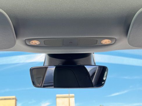 Used 2018 Tesla Model 3 image 28