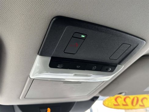 Used 2022 Nissan Pathfinder SL image 31