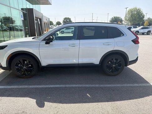 Used 2024 Honda CR-V Sport Touring image 8