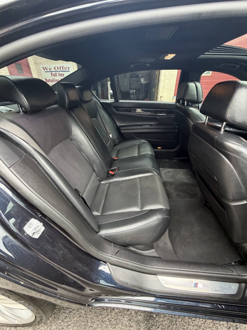 Used 2014 BMW 750Li RWD image 40