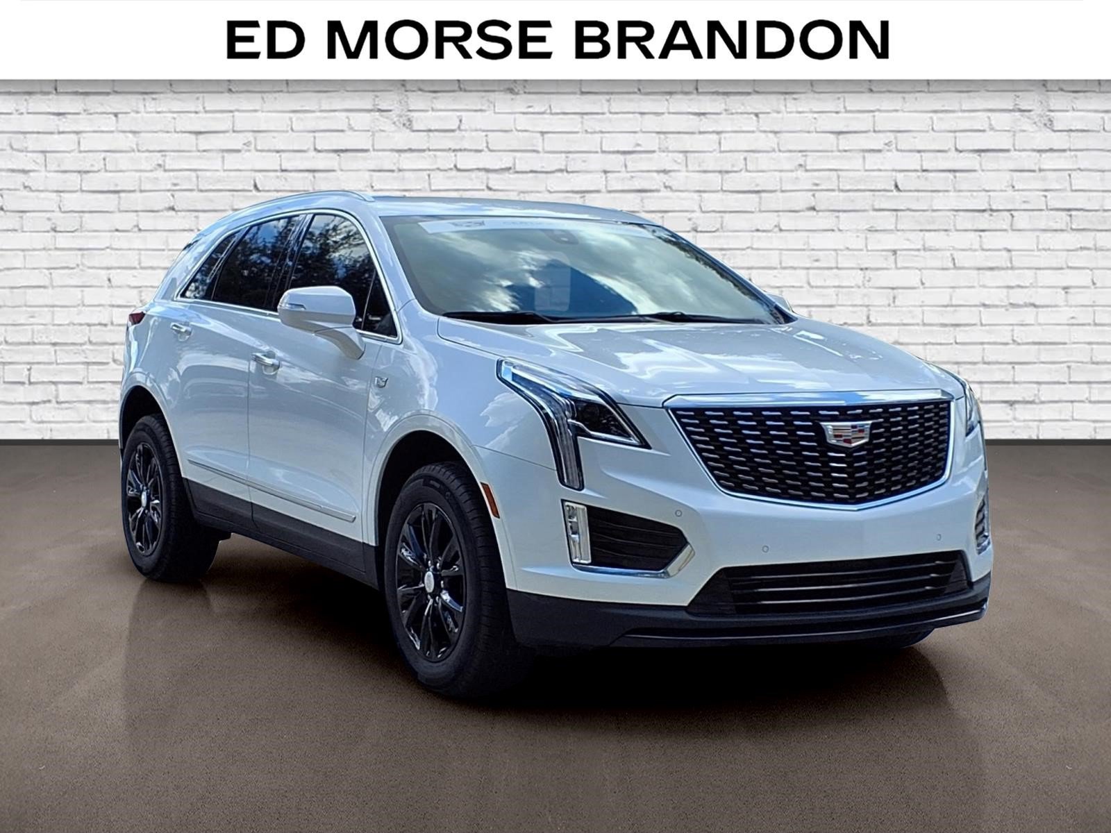 Certified 2024 Cadillac XT5 Luxury FWD image 6