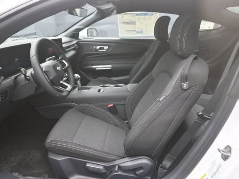 New 2025 Ford Mustang Coupe image 27