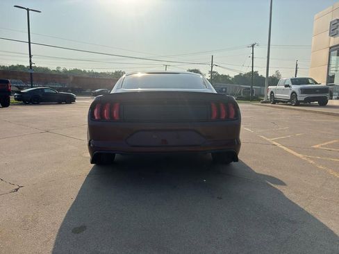 Used 2018 Ford Mustang GT image 4
