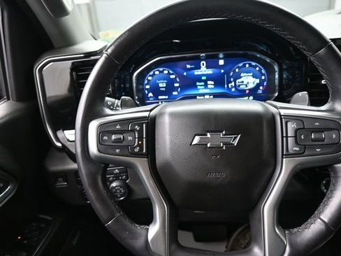 Used 2023 Chevrolet Silverado 1500 LT Trail Boss w/ Convenience Package II image 8