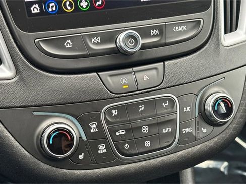 Used 2023 Chevrolet Malibu LT image 31