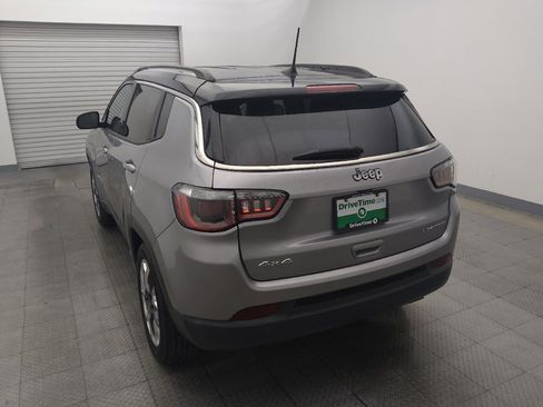 Used 2018 Jeep Compass Limited AWD/4WD image 6