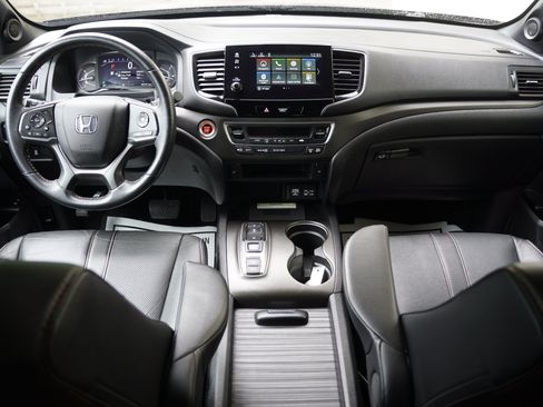 Used 2022 Honda Passport TrailSport image 16