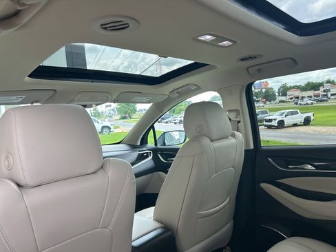 Used 2023 Buick Enclave Premium w/ Experience Buick Package FWD image 10