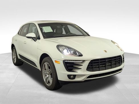 Used 2015 Porsche Macan S w/ Premium Package Plus AWD/4WD image 27