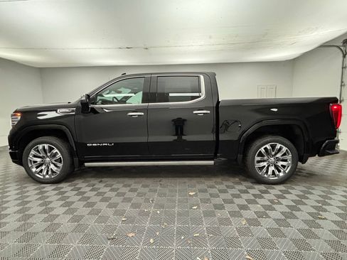 New 2026 GMC Sierra 1500 Denali w/ Denali Reserve Package image 13