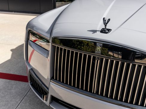New 2027 Rolls-Royce Cullinan Black Badge AWD/4WD image 23