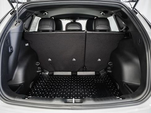 New 2026 Jeep Compass Limited image 9