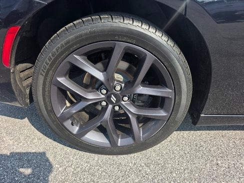Used 2019 Dodge Charger SXT w/ Blacktop Package RWD image 17