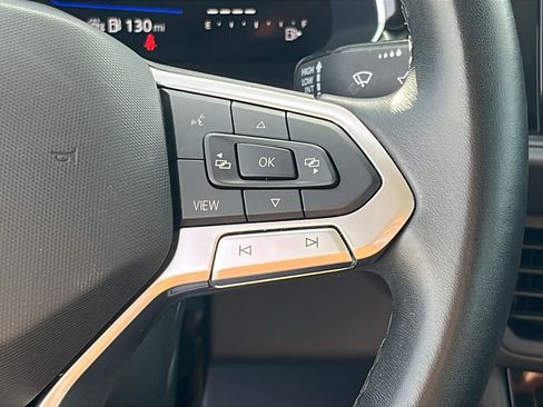 Used 2024 Volkswagen Jetta SE image 18