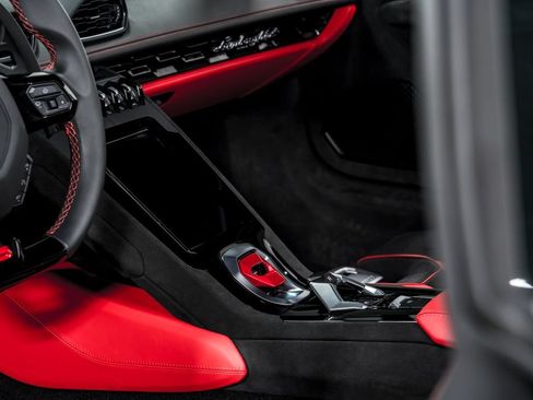 Used 2023 Lamborghini Huracan Tecnica RWD image 23