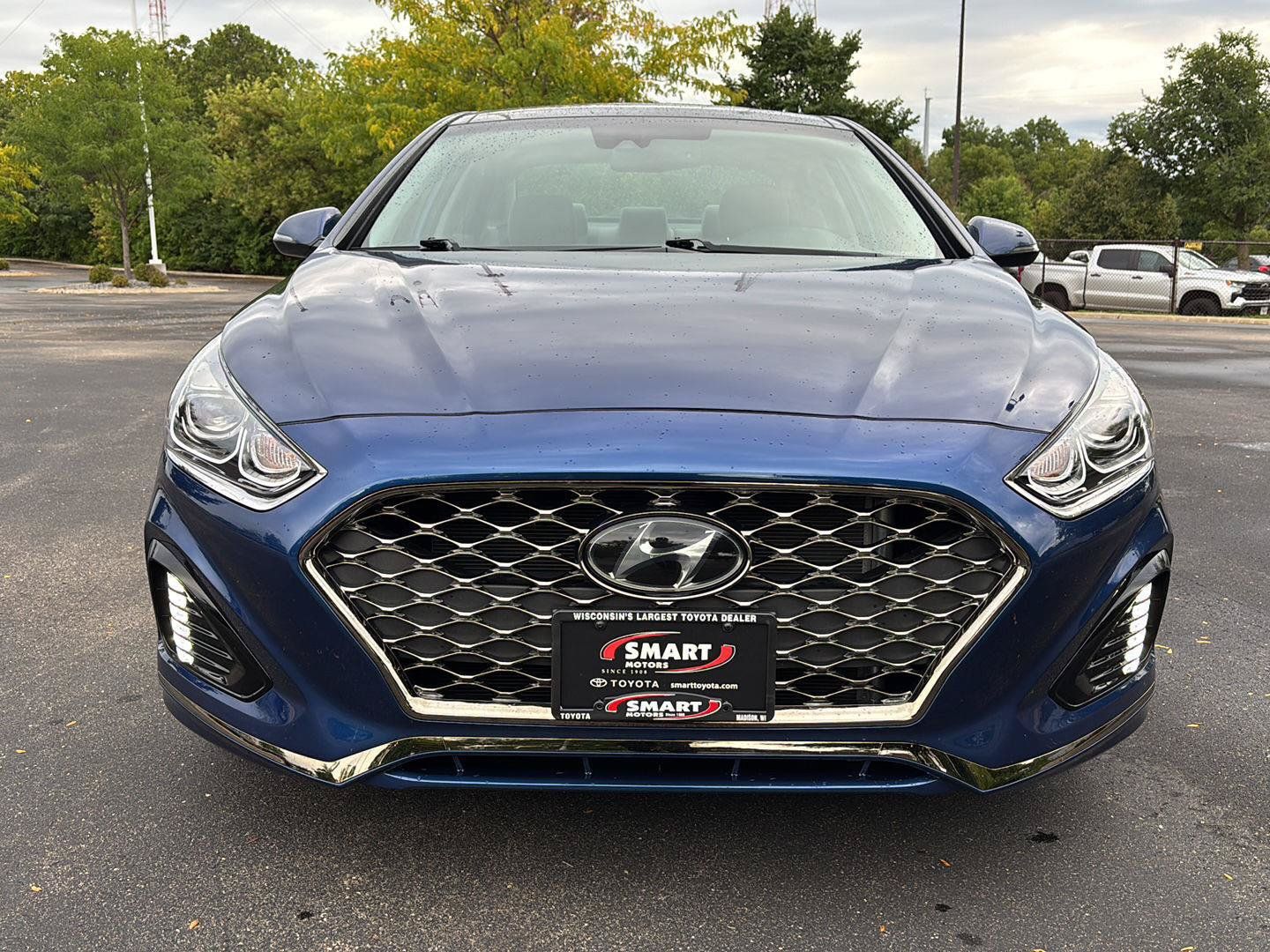 Used 2019 Hyundai Sonata Limited w/ Ultimate Package 04 FWD image 6