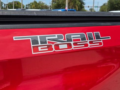 Used 2022 Chevrolet Silverado 1500 LT Trail Boss w/ Bed Protection Package AWD/4WD image 13
