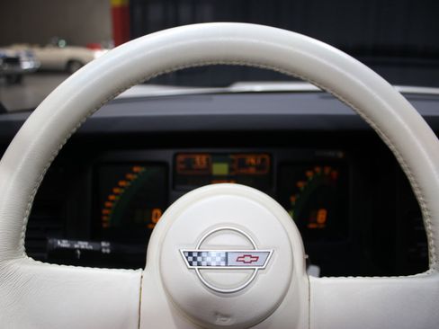 Used 1988 Chevrolet Corvette Coupe image 56