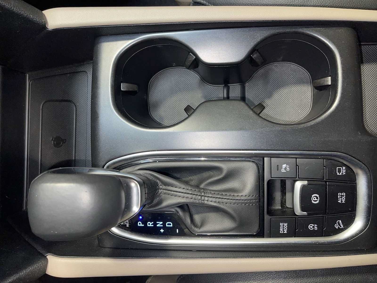 Used 2020 Hyundai Santa Fe Limited AWD/4WD image 17