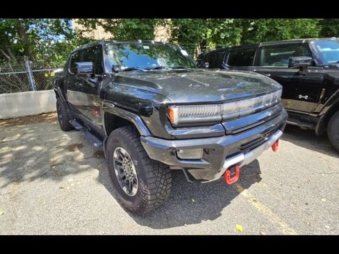 Used 2024 GMC Hummer EV 3X w/ Extreme Off-Road Package AWD/4WD image 2