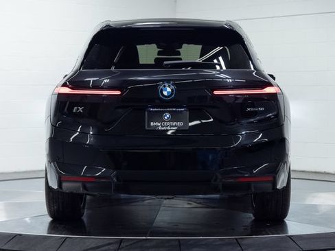 Used 2024 BMW iX xDrive50 w/ Premium Package AWD/4WD image 7