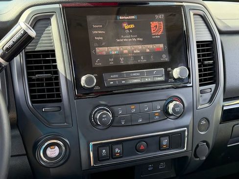 Certified 2022 Nissan Titan SV w/ Accessory Utility Package image 18