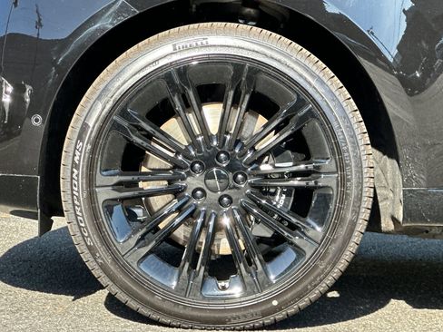 New 2026 Land Rover Range Rover Autobiography image 13