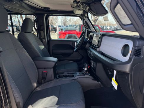 New 2026 Jeep Gladiator Sport image 27